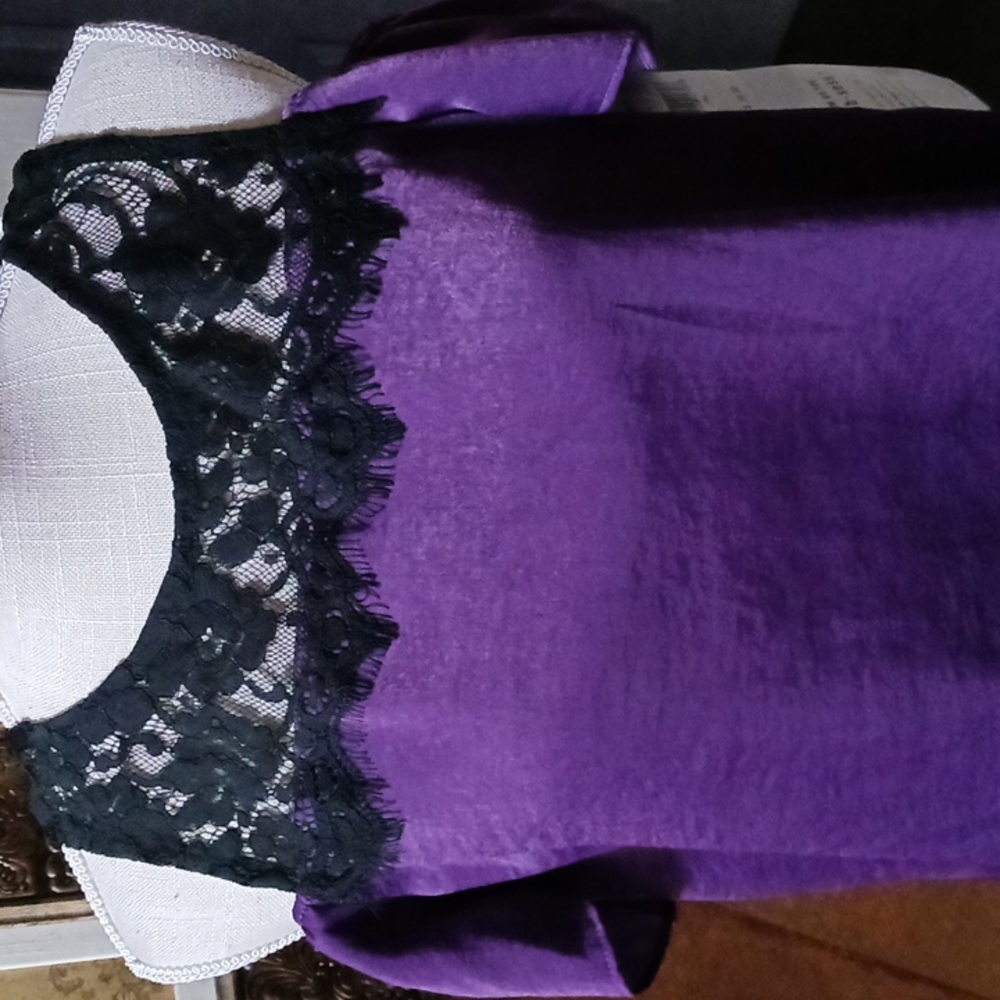 NWT Cold Shoulder Junior Top